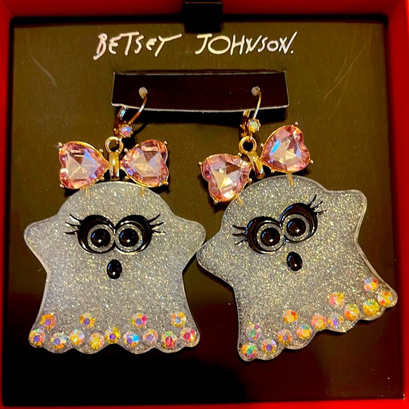 Betsey Johnson Jewelry - NWT Betsey Johnson, Halloween ghost with pink bow and bling dangle earrings